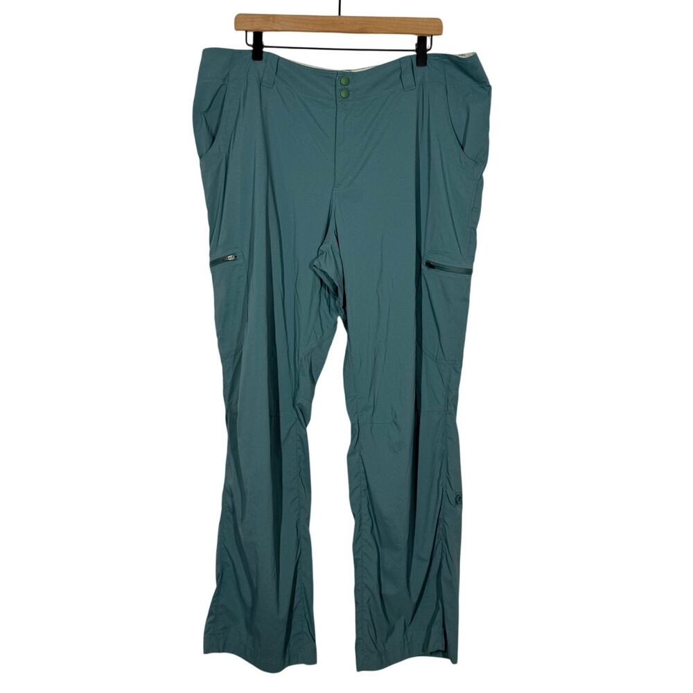 LL Bean Cargo Pants Size 18W Green Zipped Pockets Outdoor‎ Hiking Trail Utility